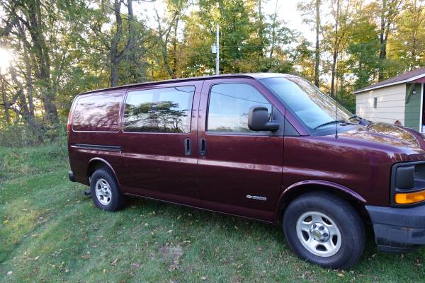 2003 Chevy Express 2500 LOW MILES for sale in Clintonville, WI – photo 5