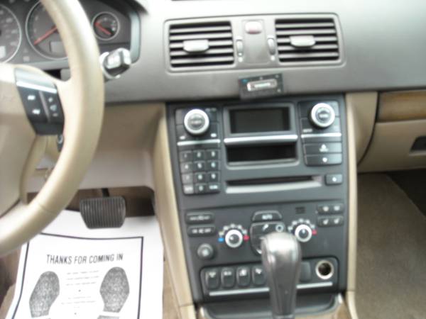 2010 Volvo XC90 3.2L AWD Automatic for sale in Richmond , VA – photo 14