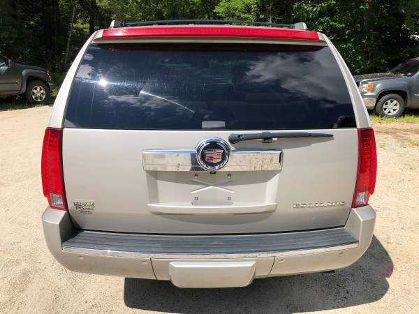 2009 Cadillac Escalade, Only 104K Miles, Navigation, Roof, Very for sale in New Gloucester, ME – photo 4