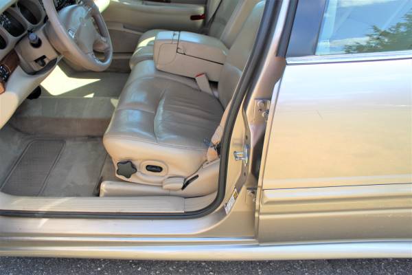 **TRUE 1 OWNER**2004 BUICK LESABRE CUSTOM**ONLY 90,000 MILES** for sale in Lakeland, MN – photo 10