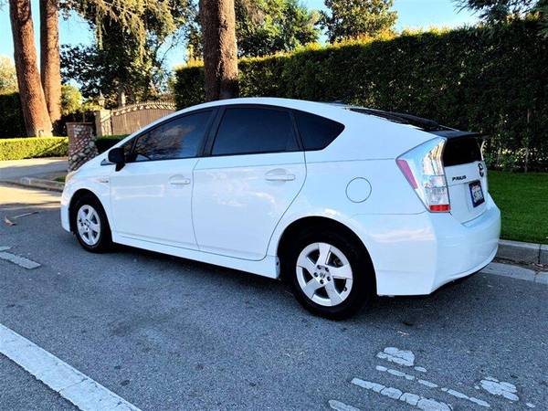 2010 Toyota Prius III III 4dr Hatchback - cars & trucks - by dealer... for sale in Los Angeles, CA – photo 8