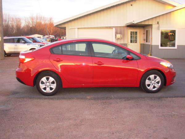 2016 KIA FORTE 35363 MILES - cars & trucks - by dealer - vehicle... for sale in spencer, WI – photo 2
