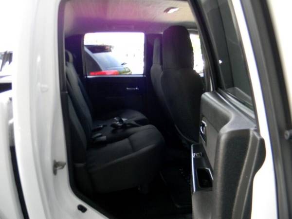 2012 GMC Canyon SLE CREW CAB 4WD 3.7L 5 CYL. TRUCK - cars & trucks -... for sale in Plaistow, MA – photo 13