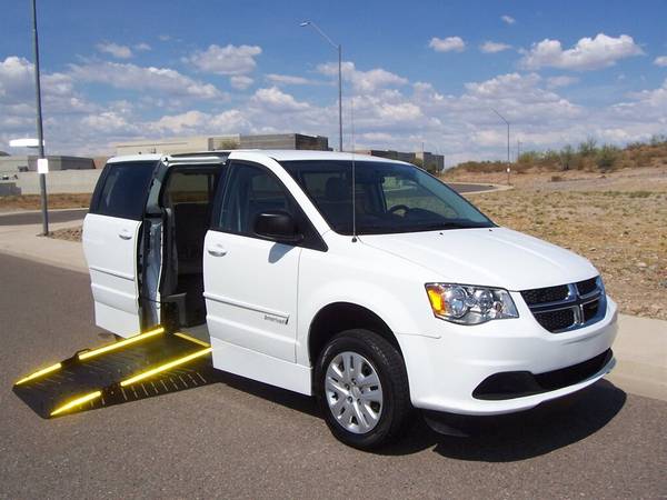 2014 Dodge Grand Caravan Wheelchair Handicap Mobility Van Best Buy for sale in Phoenix, AZ
