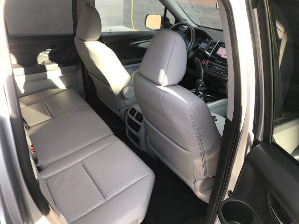 2018 Honda Ridgeline RTL-T AWD 18xxx Miles Navigation 26 MPG Warranty for sale in Circle Pines, MN – photo 11