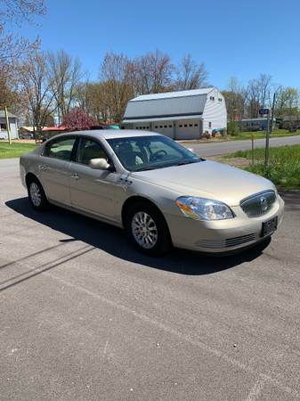 LOW MILE 2008 Buick Lucerne for sale in Cicero, NY – photo 3