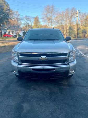 2011 Chevrolet Silverado 1500 Extended Cab - Financing Available! -... for sale in Londonderry, MA – photo 6
