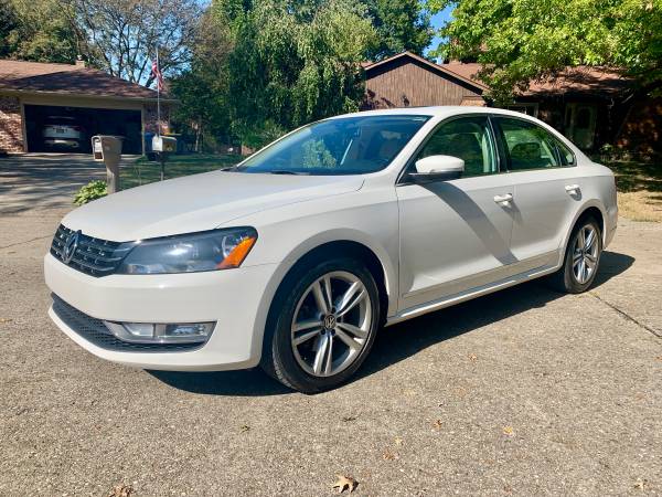 2013 Volkswagen Passat TDI SE*LOW Miles*Navigation*Touch Screen Radio* for sale in Indianapolis, IN