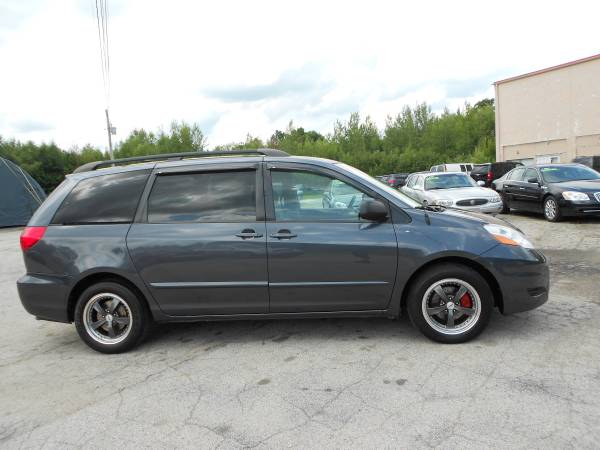 Toyota Sienna Reliable 7 Passenger Mini Van **1 Year Warranty** for sale in Hampstead, MA – photo 4