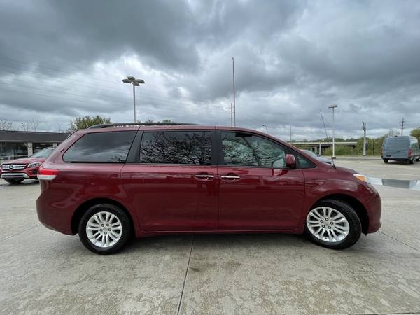 2014 Toyota Sienna XLE - - by dealer - vehicle for sale in Akron, OH – photo 5