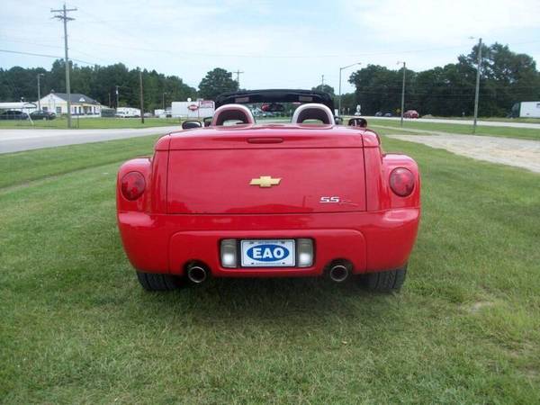 ◆❖◆ 2004 CHEVROLET SSR LS - cars & trucks - by dealer - vehicle... for sale in Wilson, NC – photo 9