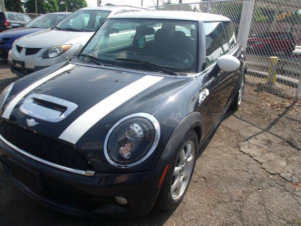 2008 Mini Cooper S Price 4599 and the down payment is - cars & for sale in Cleveland, OH – photo 3