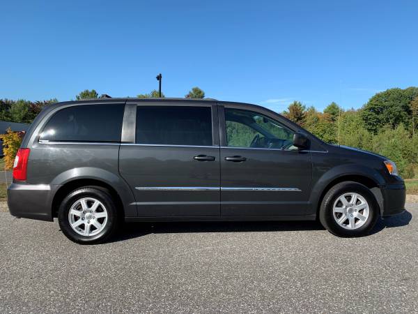 2012 Chrysler Town and Country ***LOADED*** for sale in Candia, VT – photo 5