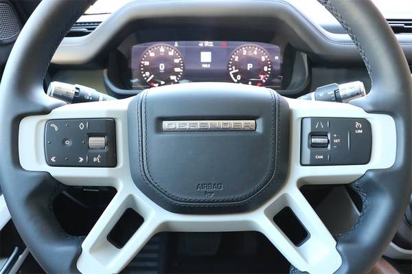 2020 Land Rover Defender 110 SE suv Santorini Black Metallic for sale in San Jose, CA – photo 22