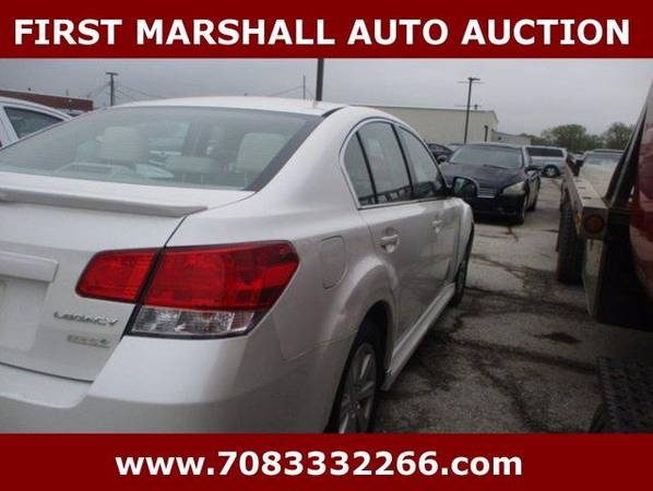 2011 Subaru Legacy 2 5i Prem AWP - Auction Pricing for sale in Harvey, IL – photo 4