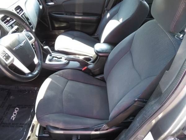 2013 Chrysler 200 4dr Sdn Touring 161, 000 miles 3, 700 - cars & for sale in Waterloo, IA – photo 12