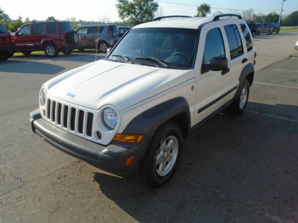 2007 Jeep Liberty Sport 4WD for sale in Mooresville, IN – photo 4