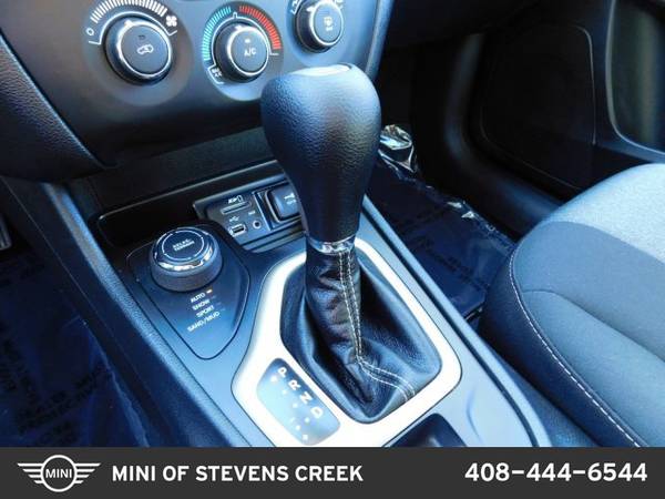 2018 Jeep Cherokee Latitude 4x4 4WD Four Wheel Drive SKU:JD509107 for sale in Santa Clara, CA – photo 12