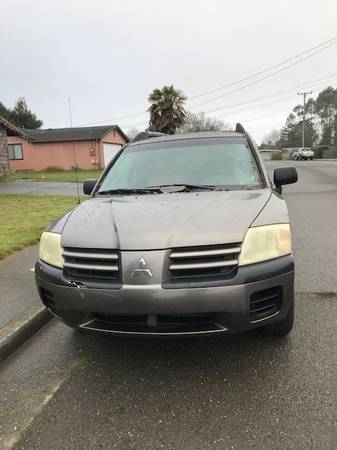 2004 Mitsubishi Endeavor - cars & trucks - by owner - vehicle... for sale in Mckinleyville, CA – photo 4