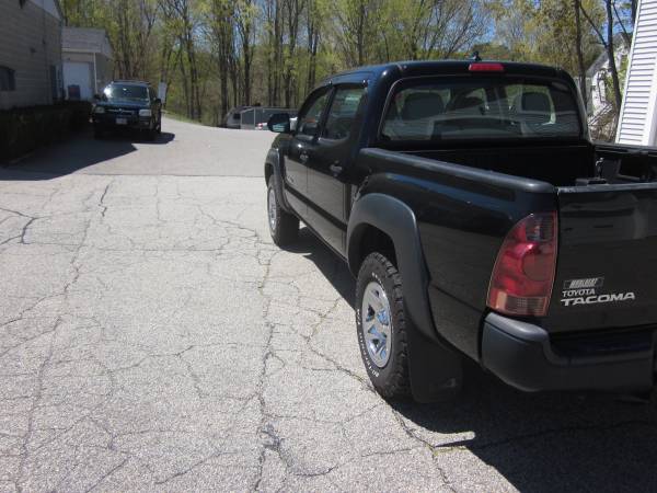 2012 Toyota Tacoma 4dr Double Cab 4x4 4 0L V6 Auto 159K Black 17950 for sale in East Derry, RI – photo 7