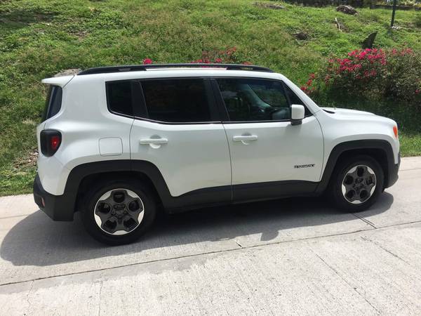 Manual Turbocharged jeep Renegade for sale in Other, Other – photo 3