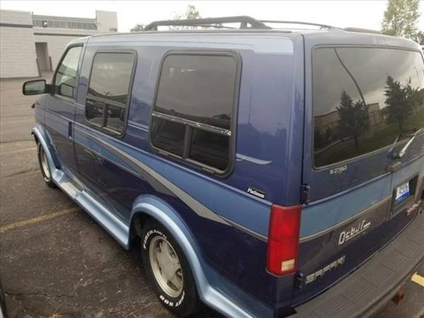 1997 GMC Safari 3dr Commercial/Cutaway/Chassis for sale in 48433, MI – photo 2