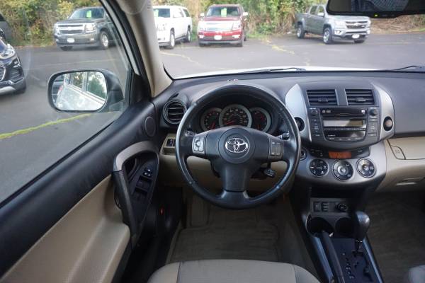 2009 Toyota Rav4 Limited for sale in McMinnville, OR – photo 11