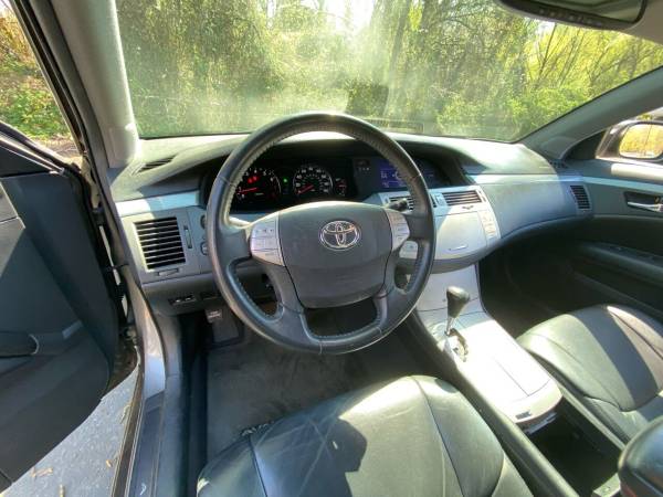 2005 Toyota Avalon Touring 4dr Sedan - - by dealer for sale in Seattle, WA – photo 7