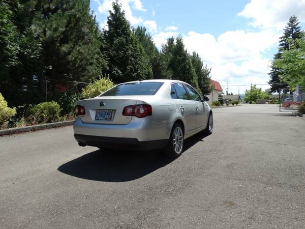2010 *Volkswagen* *Jetta SE Whls Moon* *Local Trade, Gr for sale in Forest Grove, OR – photo 5