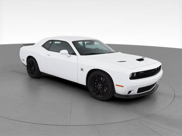 2019 Dodge Challenger R/T Scat Pack Coupe 2D coupe White - FINANCE -... for sale in Manhattan, KS – photo 15