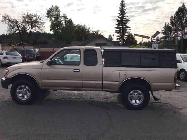 1999 Toyota Tacoma 4x4 4WD SR5 V6 5 Speed - - by for sale in Portland, OR – photo 2