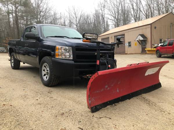 2011 Chevy Silverado Ex Cab V8 4x4,Auto, With Boss Plow!! - cars &... for sale in New Gloucester, ME – photo 7