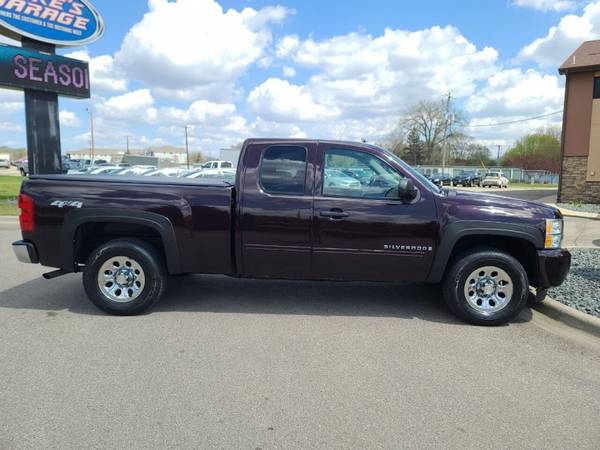 2009 Chevrolet Silverado 1500 LT 4x4 4dr Extended Cab LOW MILES for sale in Faribault, WI – photo 9