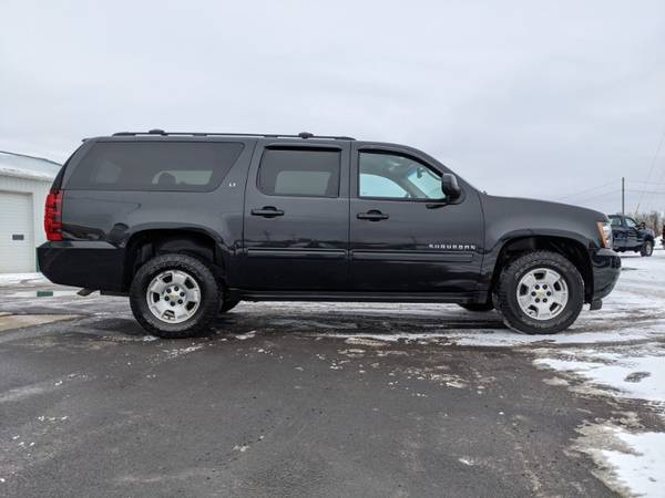 2011 Chevrolet Suburban 1500 4WD LT - - by dealer for sale in Westmoreland, NY – photo 7