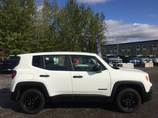 2017 Jeep Renegade Sport / AWD for sale in Anchorage, AK – photo 4