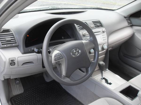 09 Toyota Camry LE 1-Own 89k - - by dealer - vehicle for sale in Westfield, MA – photo 17