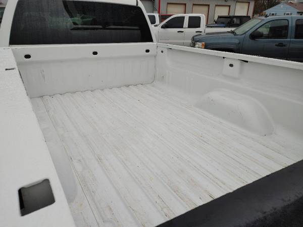 2013 CHEVY SILVERADO 2500HD CREW CAB LONG BED 4x4 - cars & trucks -... for sale in Decatur, IN – photo 14