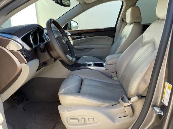 2011 Cadillac SRX Luxury Collection CLEAN CARFAX SHALE INTERIOR for sale in Sarasota, FL – photo 11