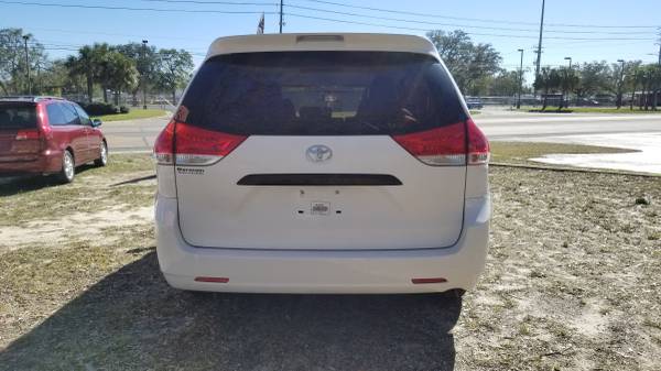 2011 Toyota Sienna - - by dealer - vehicle automotive for sale in Pensacola, FL – photo 16