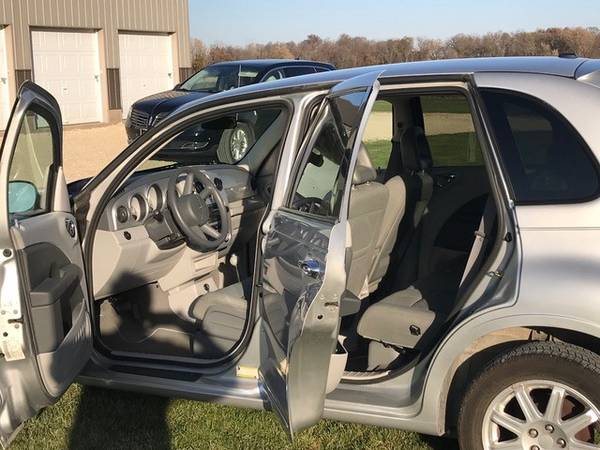 2007 Chrysler PT Cruiser - cars & trucks - by owner - vehicle... for sale in Monticello, IA – photo 2