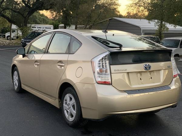 2010 Toyota Prius - Clean Title- Low Mileage - 1 owner - 107k miles... for sale in Austin, TX – photo 6