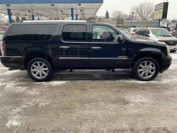 2011 GMC Yukon XL DENALI/All-Wheel Drive/Fully Loaded! for sale in Grand Forks, ND – photo 5