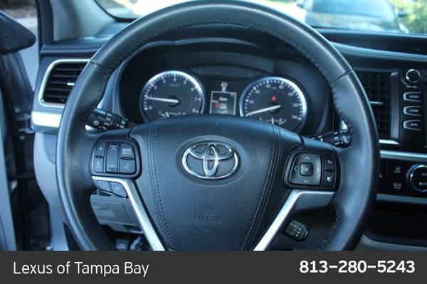 2015 Toyota Highlander XLE SKU:FS119403 SUV - cars & trucks - by... for sale in TAMPA, FL – photo 17