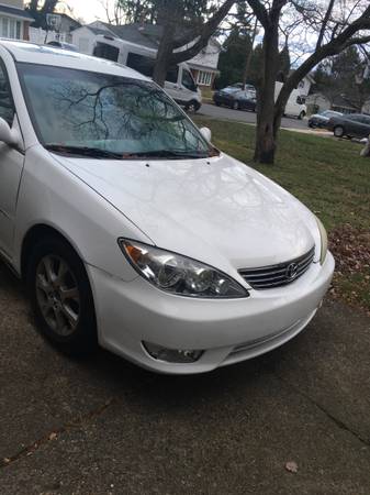 2005 Toyota Camry XLE - cars & trucks - by owner - vehicle... for sale in Philadelphia, PA – photo 5