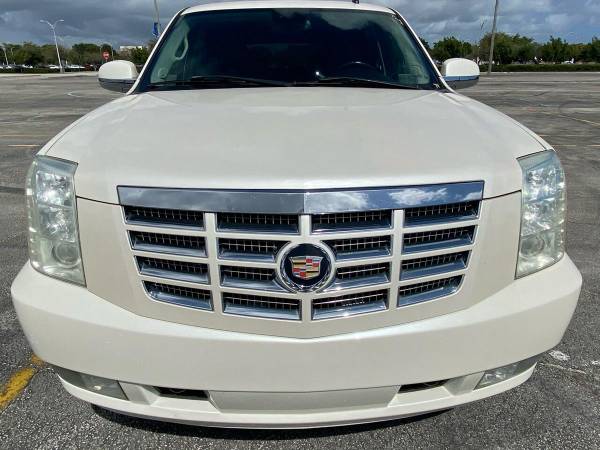 2007 Cadillac Escalade Base AWD 4dr SUV GUARANTEED APPROVAL! - cars... for sale in Miami, FL – photo 4