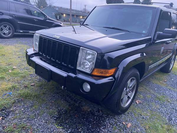 2006 Jeep Commander 4dr 4WD with Body color fascias for sale in Sweet Home, OR – photo 4