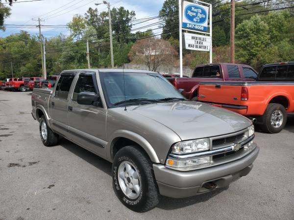 2004 CHEVY S-10 CREW CAB 4X4 for sale in Knoxville, TN – photo 2