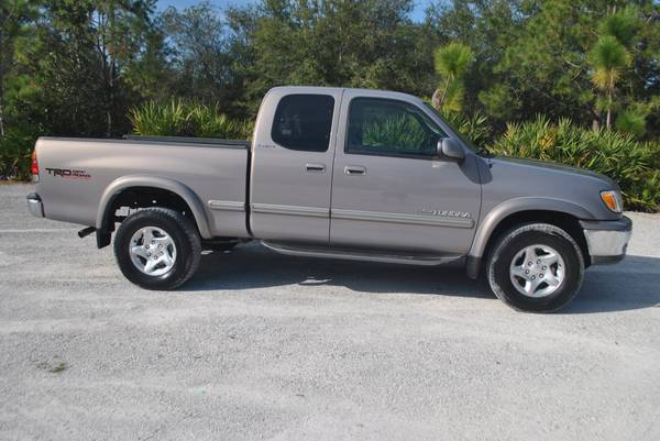 2001 Toyota Tundra Ext Cab 4WD Limited 4.7L V8 TRD Off Road Pkg -... for sale in Clearwater, FL – photo 12