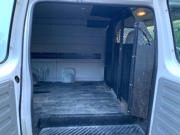 2006 Ford E-250 Van - cars & trucks - by owner - vehicle automotive... for sale in Strongsville, OH – photo 12
