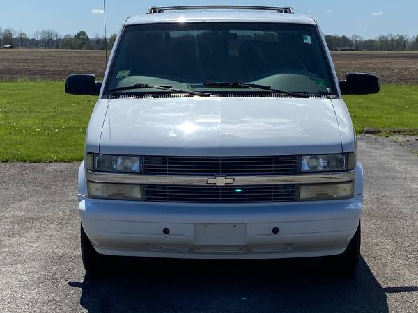 2002 Chevrolet Astro Van only 119, 000 miles No Rust! 7950 - cars & for sale in Chesterfield Indiana, IN – photo 5